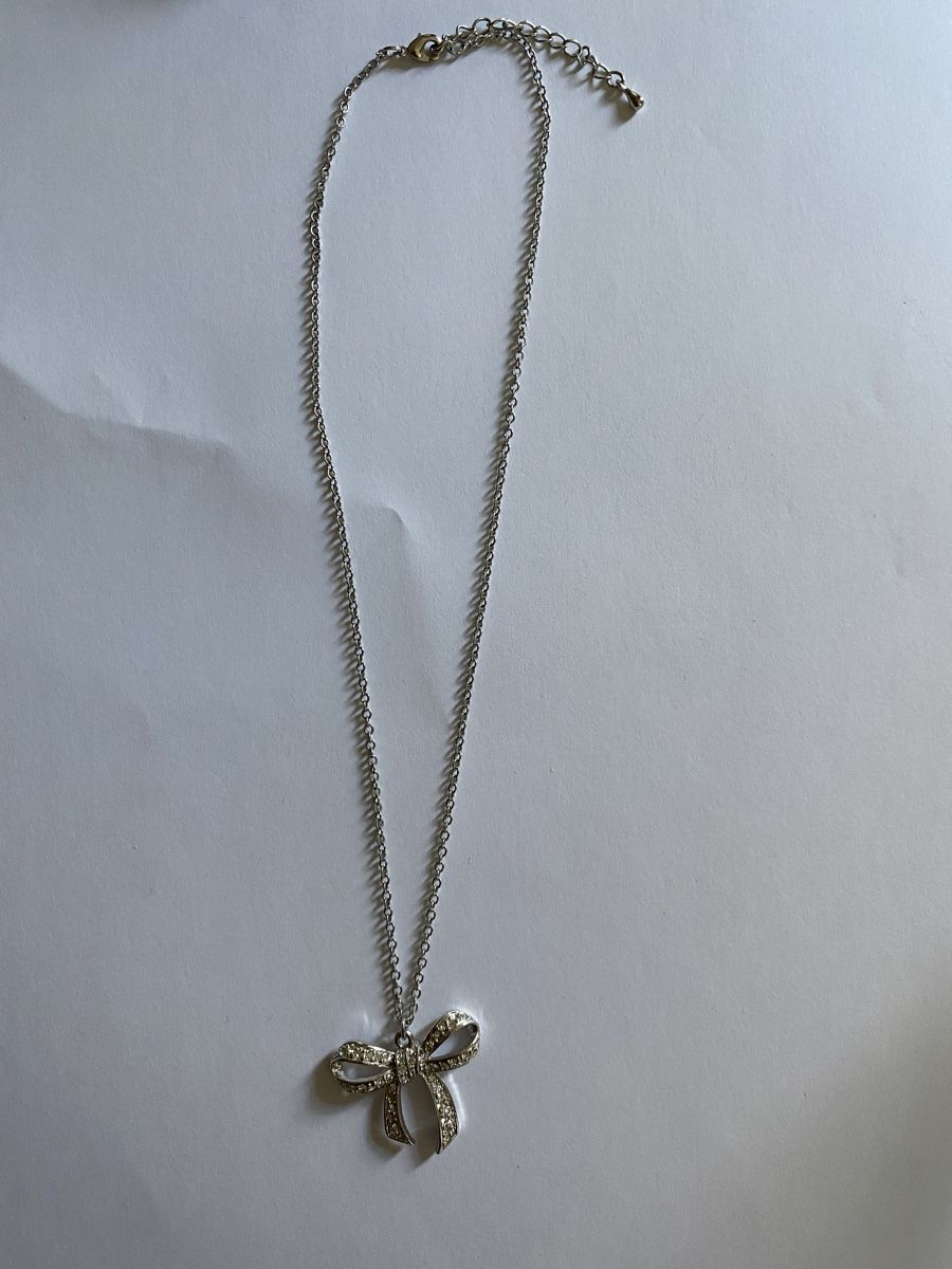 Catenine: Halskette mit Schleife, Modeschmuck rhodiniert – Usato da Zürich venduto da sus_k5bd 1