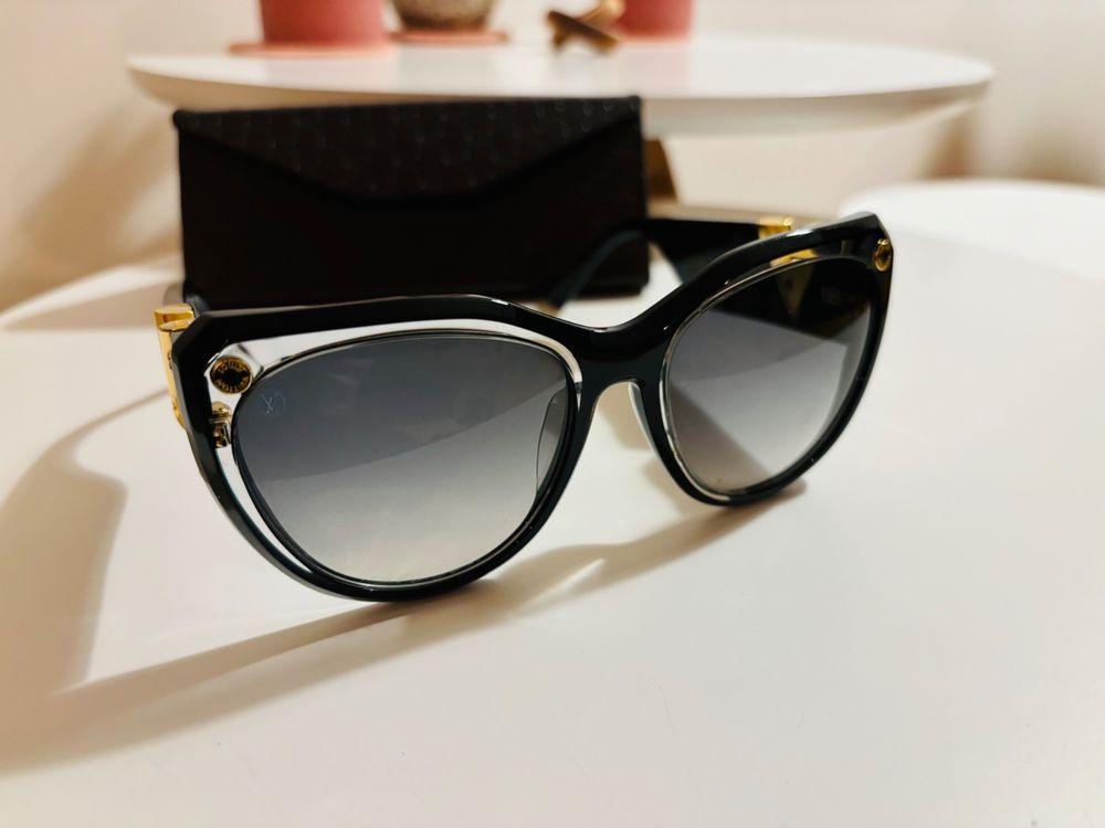 Louis Vuitton Z1146E Fair Lady Studs Women's Fashion Sunglasses