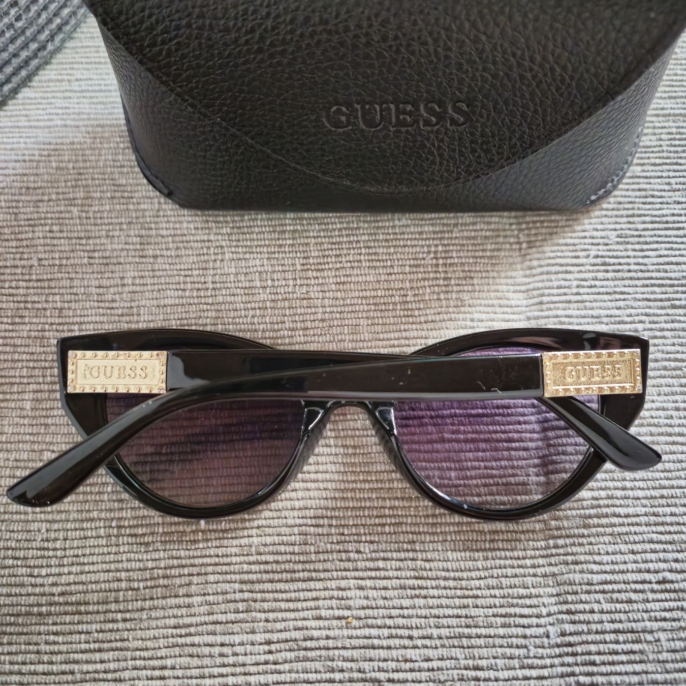 Guess Occhiali & Lenti: Occhiali da sole Guess – Nuovo (secondo la descrizione) da Rancate venduto da sarah357 1