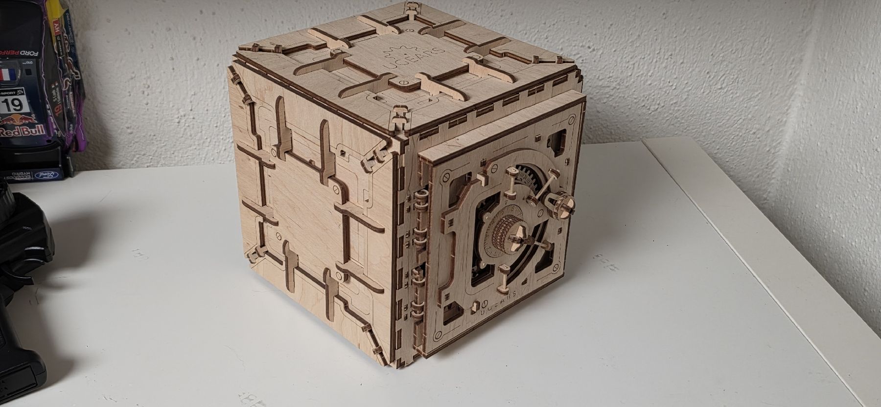 Ugears Kit di modellismo & Modellini statici: Ugears Safe Bausatz - Neuwertig – Nuovo (secondo la descrizione) da Heimenhausen venduto da rovermini 2