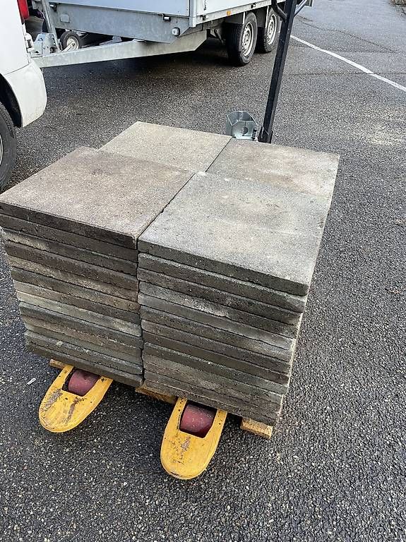 Rivestimenti per pavimenti: Gehweg Platten, Betonplatten  – Usato da Lupsingen venduto da kurrrti 2