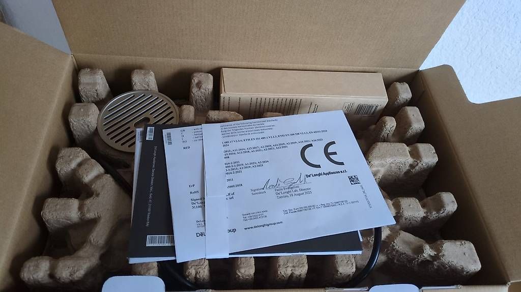 Kaffeemaschinen & Espressomaschinen: Nespresso Vertuo Up  Neu  DeLonghi – Neu und originalverpackt aus Hettiswil von Cindarella88 3