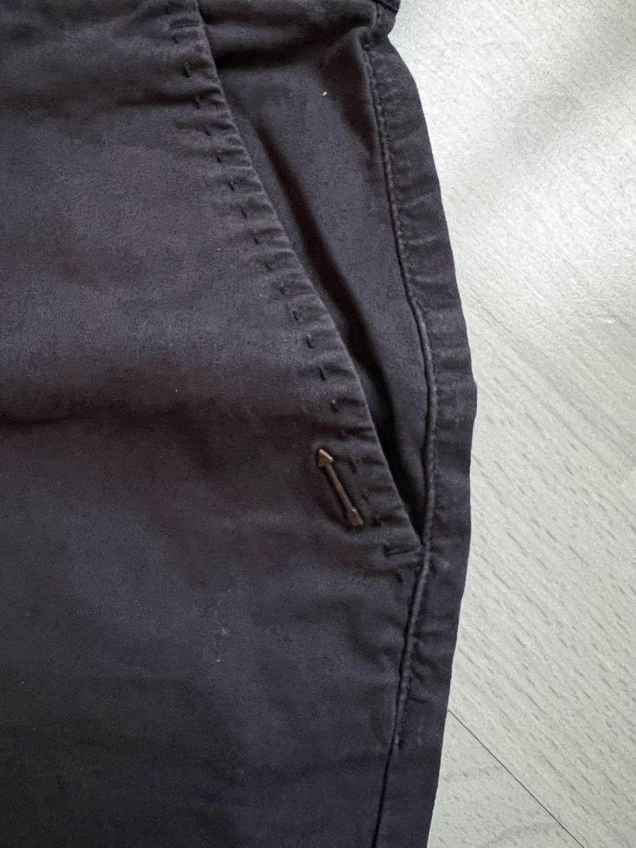 Pantaloni: Dunkelblaue Shorts von Clockhouse, Grösse 38 – Usato da Bern venduto da fla_yj25 3