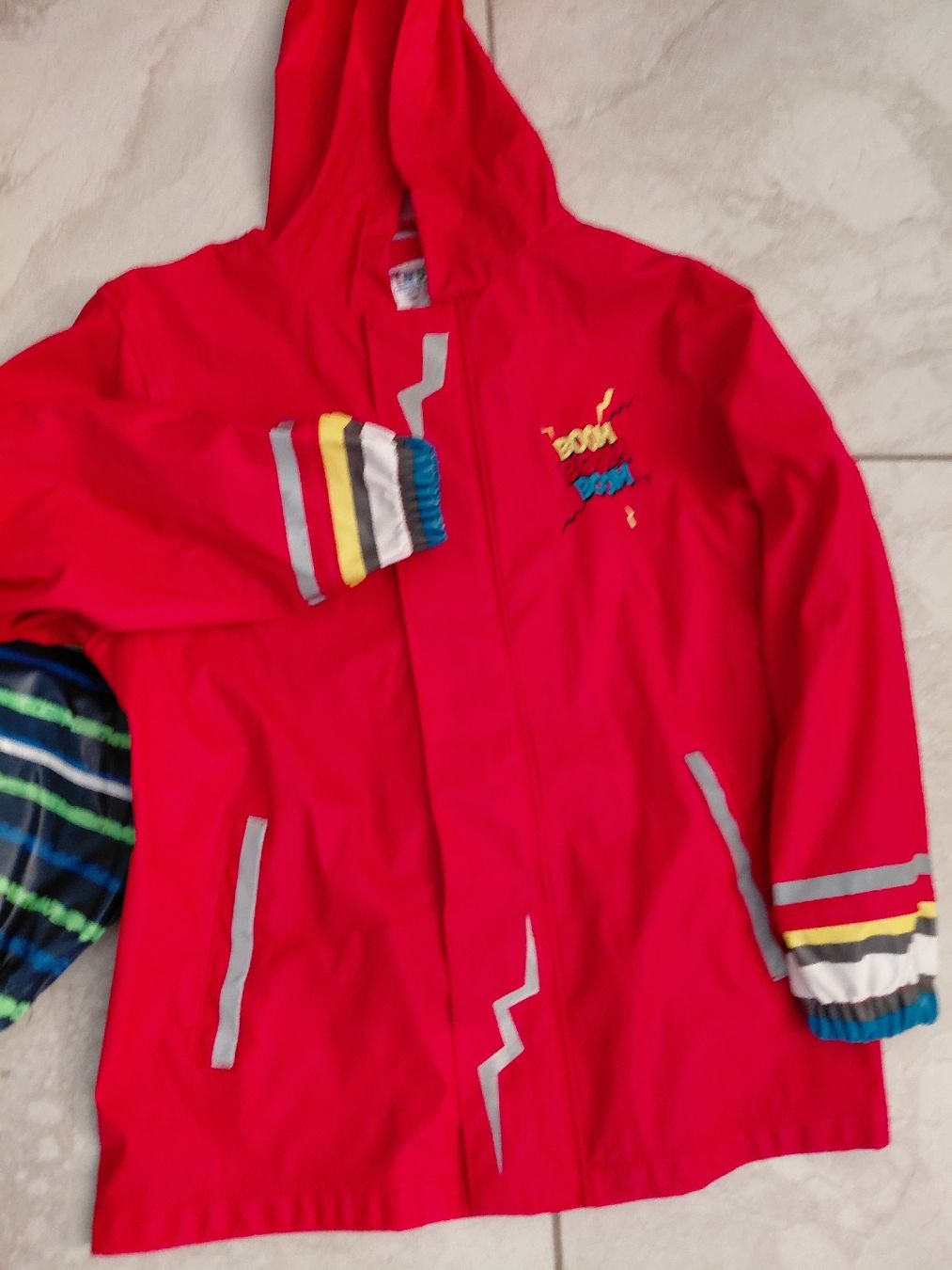 Vestes & Manteaux: Regenjacke  – D'occasion à Grenchen par fabai 3