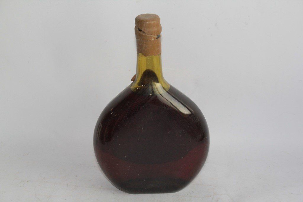 Bevande alcoliche: Vieil Armagnac Apothéose M. Trépout – Usato da Vandoeuvres venduto da Dom-Tom 3