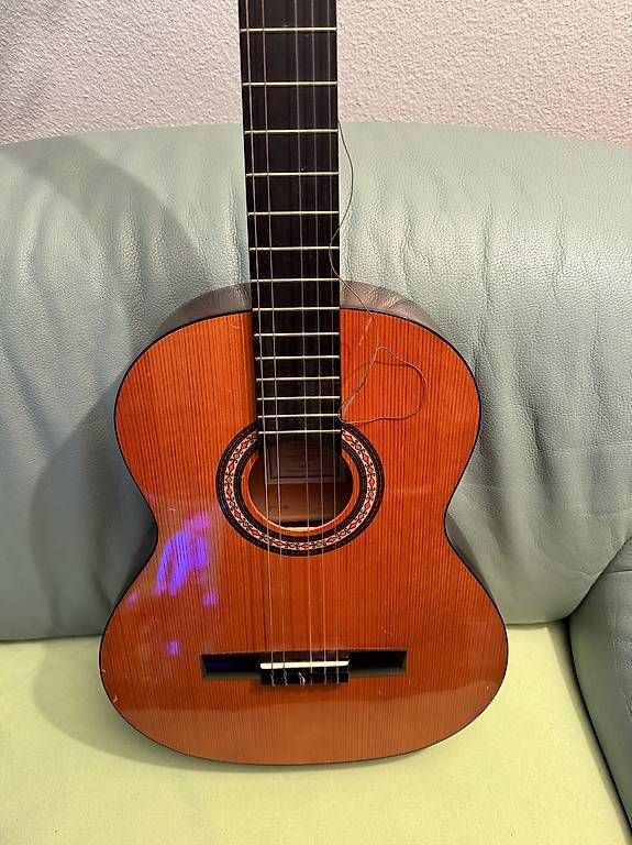 Strumenti musicali: Gitarre klasisch – Usato da Zürich venduto da Cibin 3