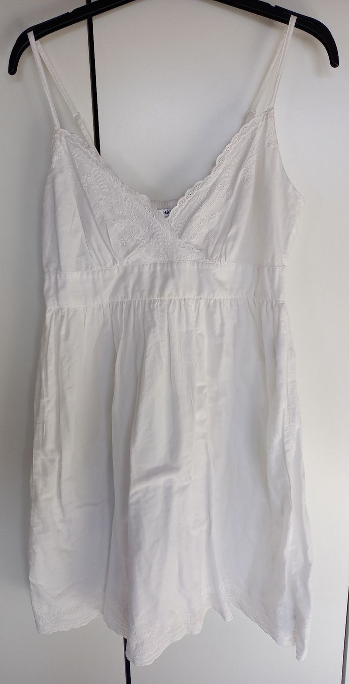 Kleider: Lot de 6 Robes + une Jacket Taille 44 – Gebraucht aus Tramelan von Belleza82 3