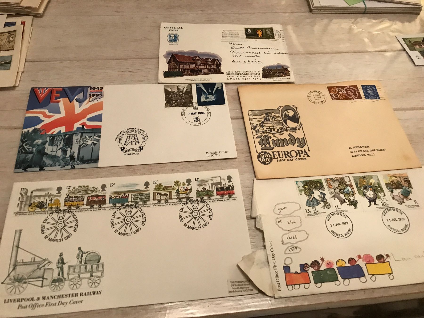 Tutti i francobolli: 70 FDC Europa (200-28) – Usato da St.Gallen venduto da Bigdisch 6