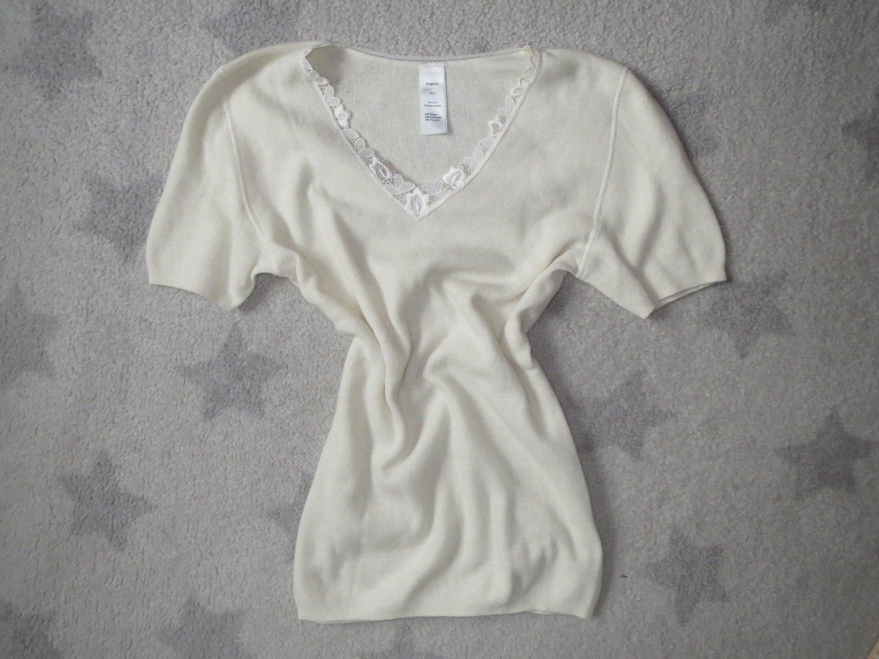 Maglioni & Felpe: kuscheliger Damen Kurzarm Pullover mit ANGORA Gr 40/ 42 – Usato da Kiental venduto da Anna8702 1