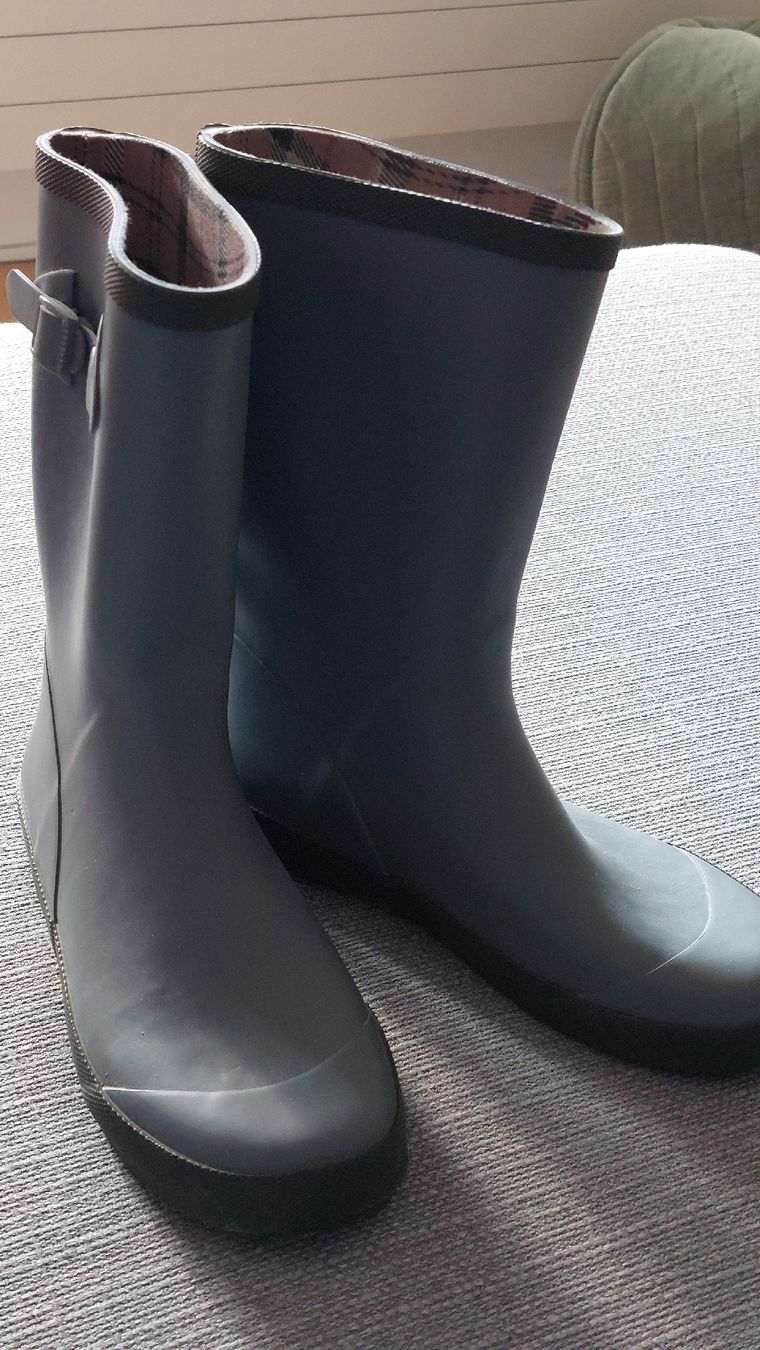 Herrenschuhe: Gummistiefel  Gr.35 – Neu (gemäss Beschreibung) aus Thun von Alexanna 2