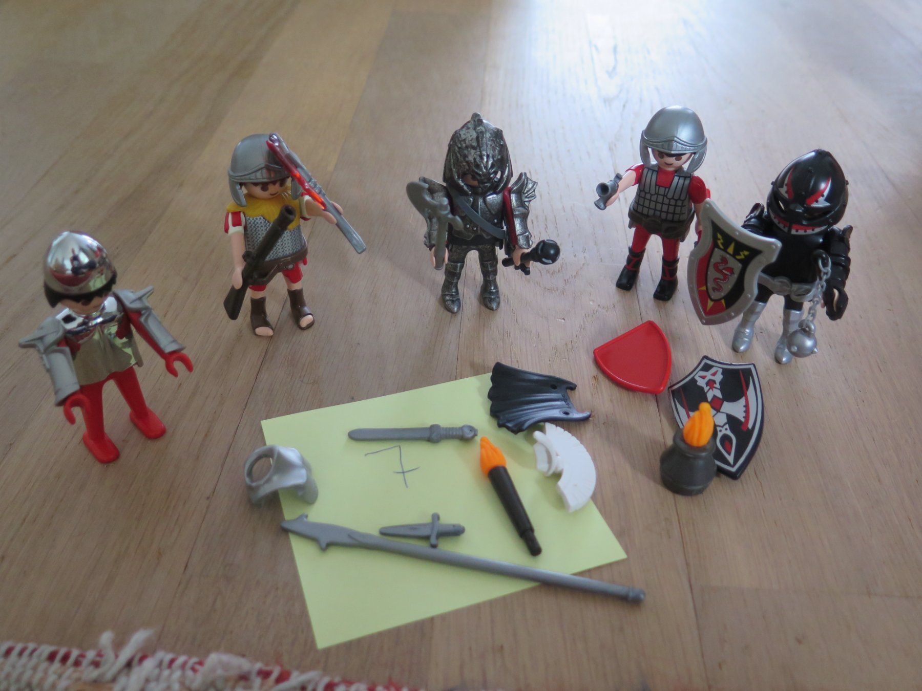 Statuette: Playmobil-Ritterfiguren – Usato da Rafz venduto da JJPuu2