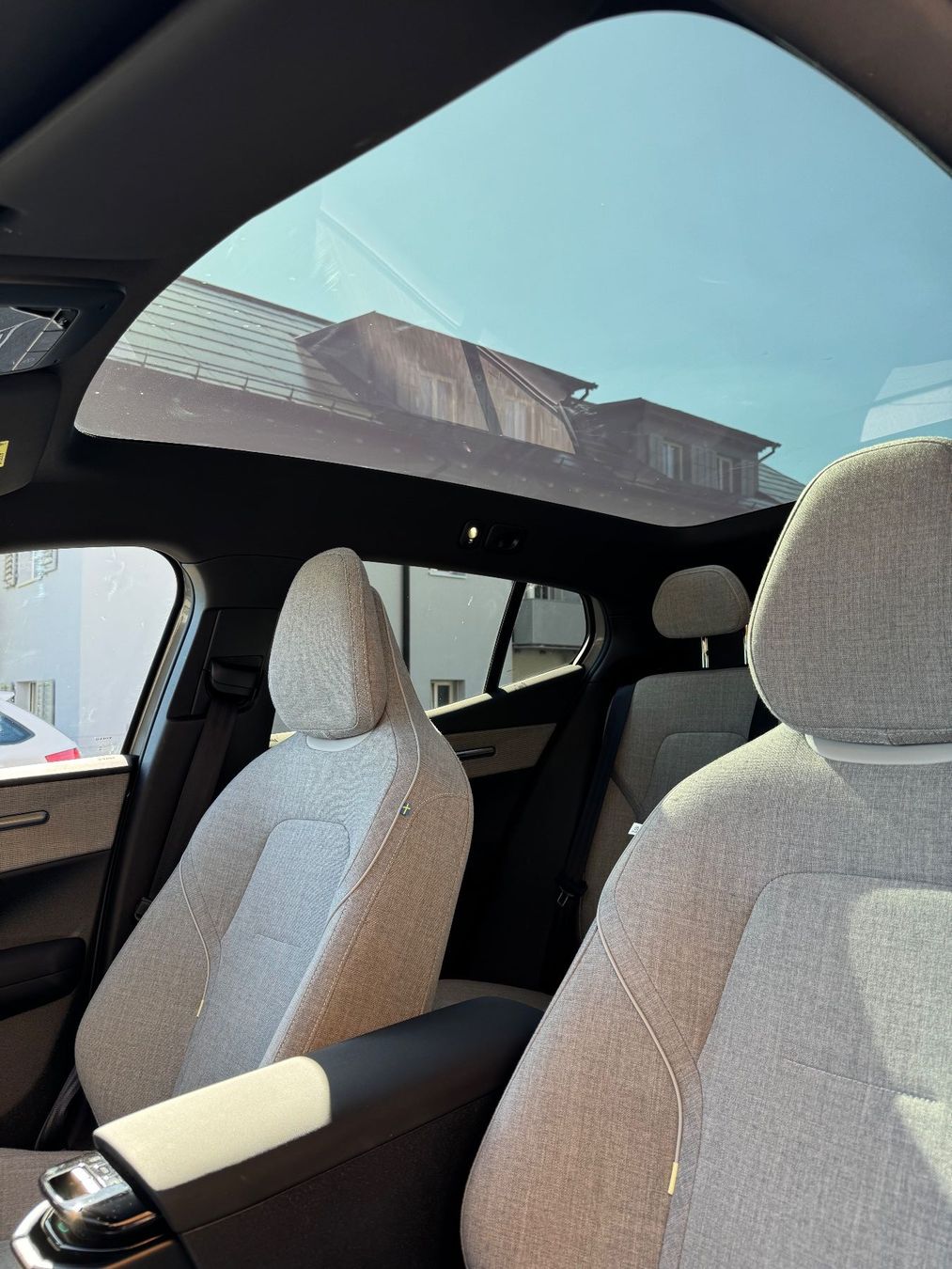 Volvo Automobili: Volvo EX30 E60 Twin Ultra Performance AWD – Usato da Gümligen venduto da Dr_Loci 7