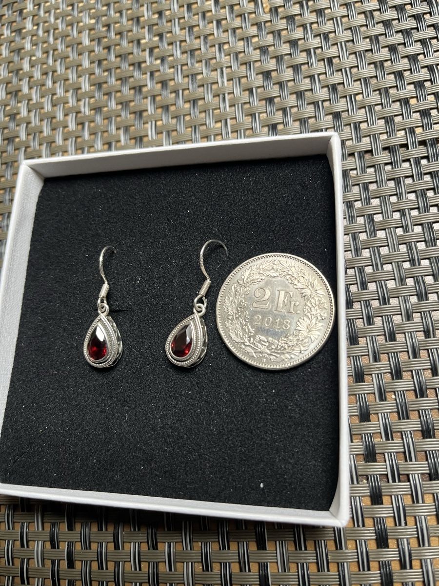 Orecchini pendenti & Orecchini a lobo: Elegante Ohrhänger mit Granat - Silber 925 – Nuovo e nell'imballaggio originale da Worb venduto da alfiie824 1
