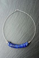Collier design argent et lapis-lazuli
