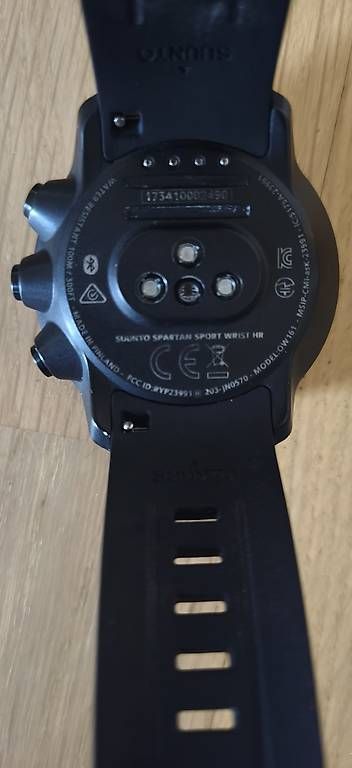 Suunto Smartwatch: Suunto Spartan HR – D'occasion à Zürich par Mr_Black 2