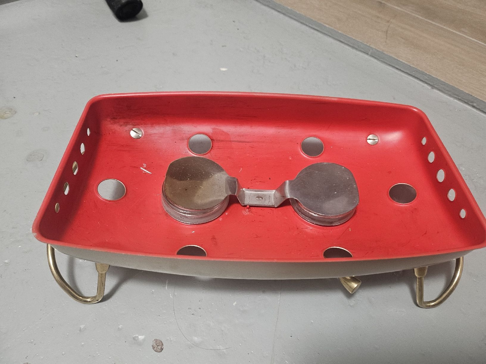 Plateaux: chauffe plat – D'occasion à Croy par sylvie1350 2