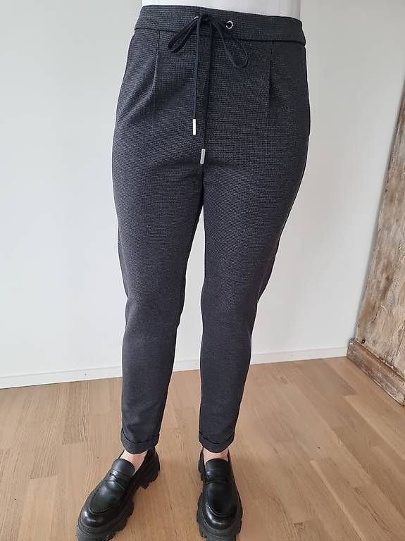 Pantaloni: Stoffhose von Esprit, Gr.36 – Usato da Ostermundigen venduto da d-p73 1