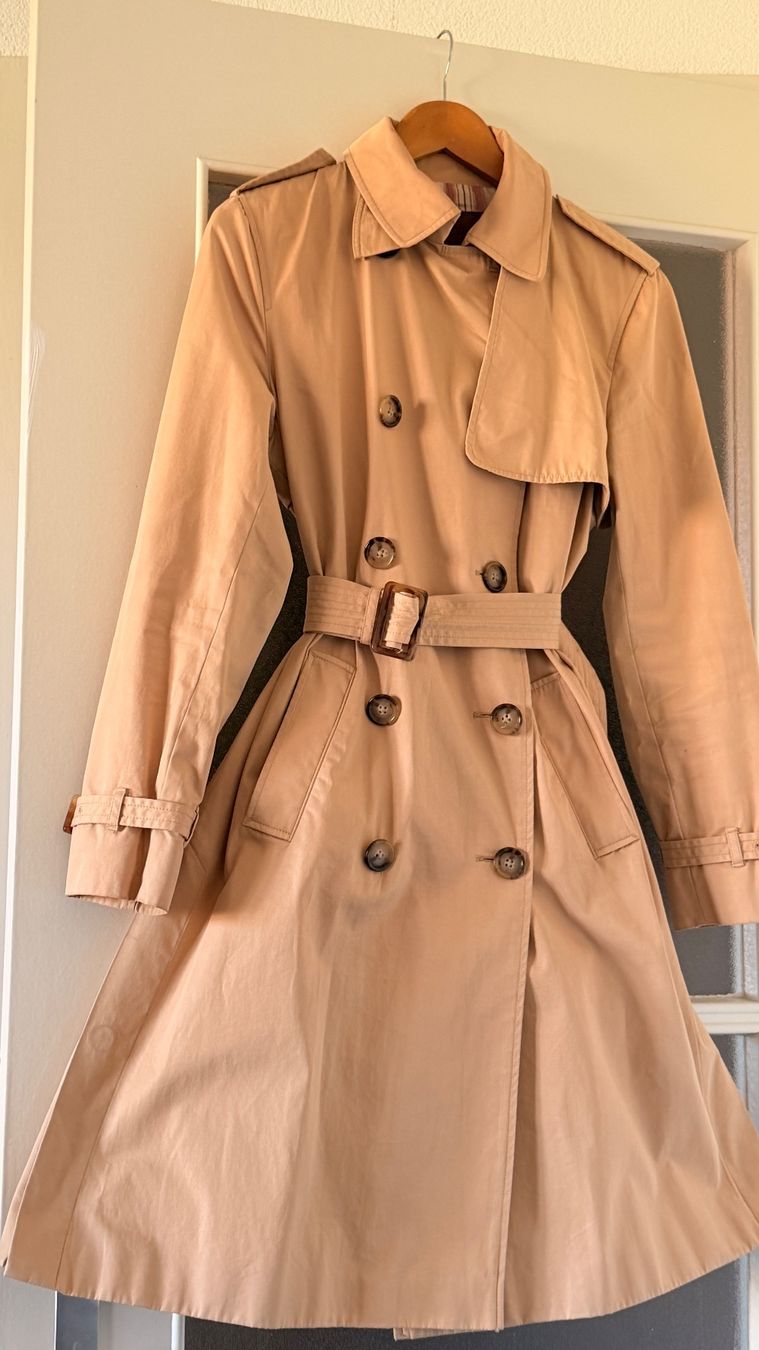 Massimo Dutti Cappotti: Trench-coat Massimo Dutti beige taille M – Usato da Bulle venduto da LeMoleson