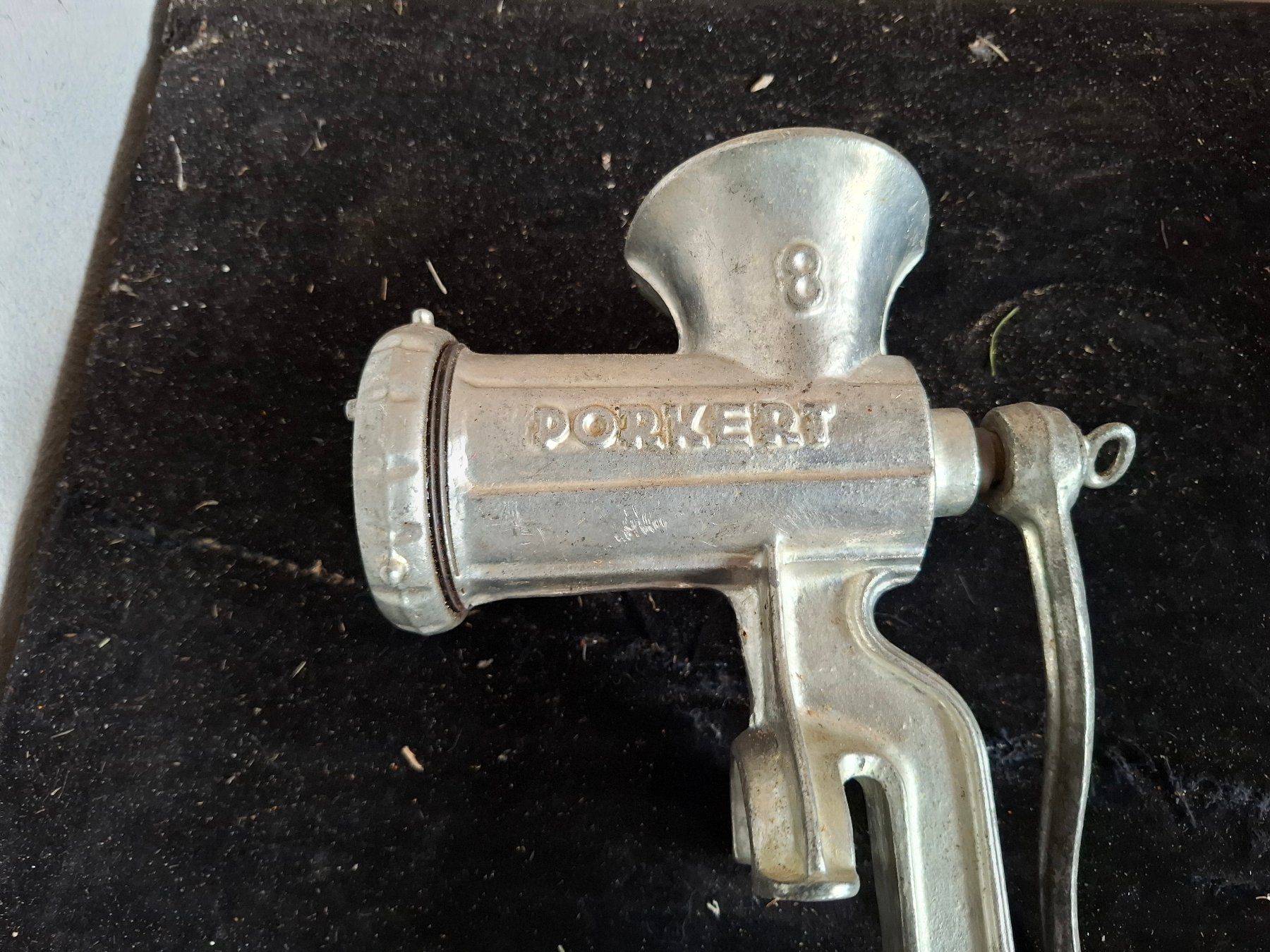 Komplettküchen: Fleischwolf Dorkert Nr. 8 Metall manuell mit Kurbel gebra... – Gebraucht aus Schönholzerswilen von clyde123 1