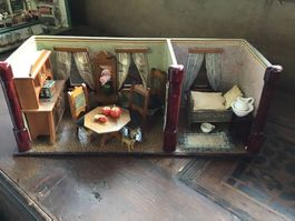 Absolut tolle Kleine Antike Puppenstube