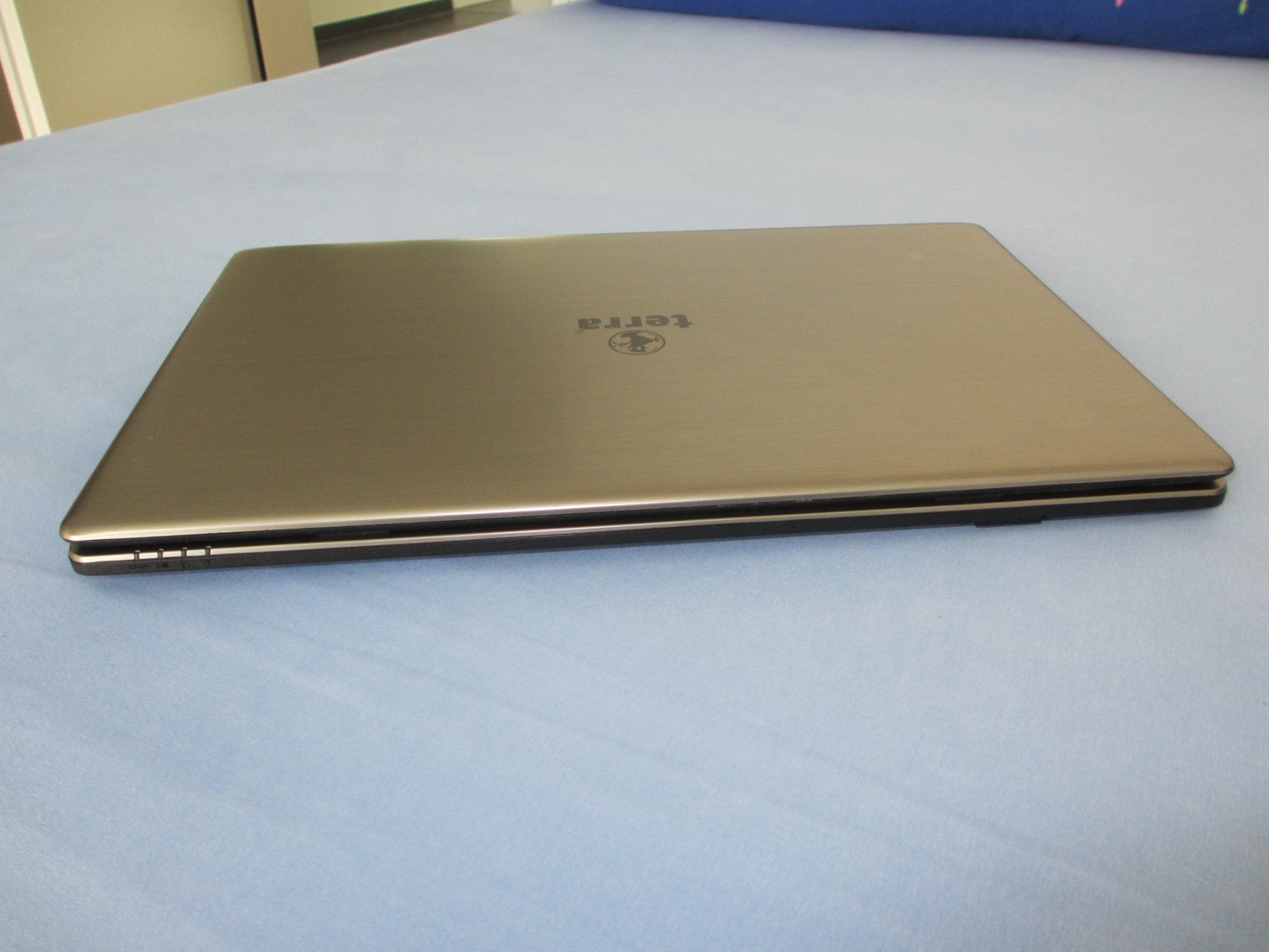 Notebook: TERRA Mobile 1749 – Usato da Sargans venduto da Morisson1