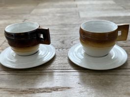 Paar handgefertigte Espressotassen