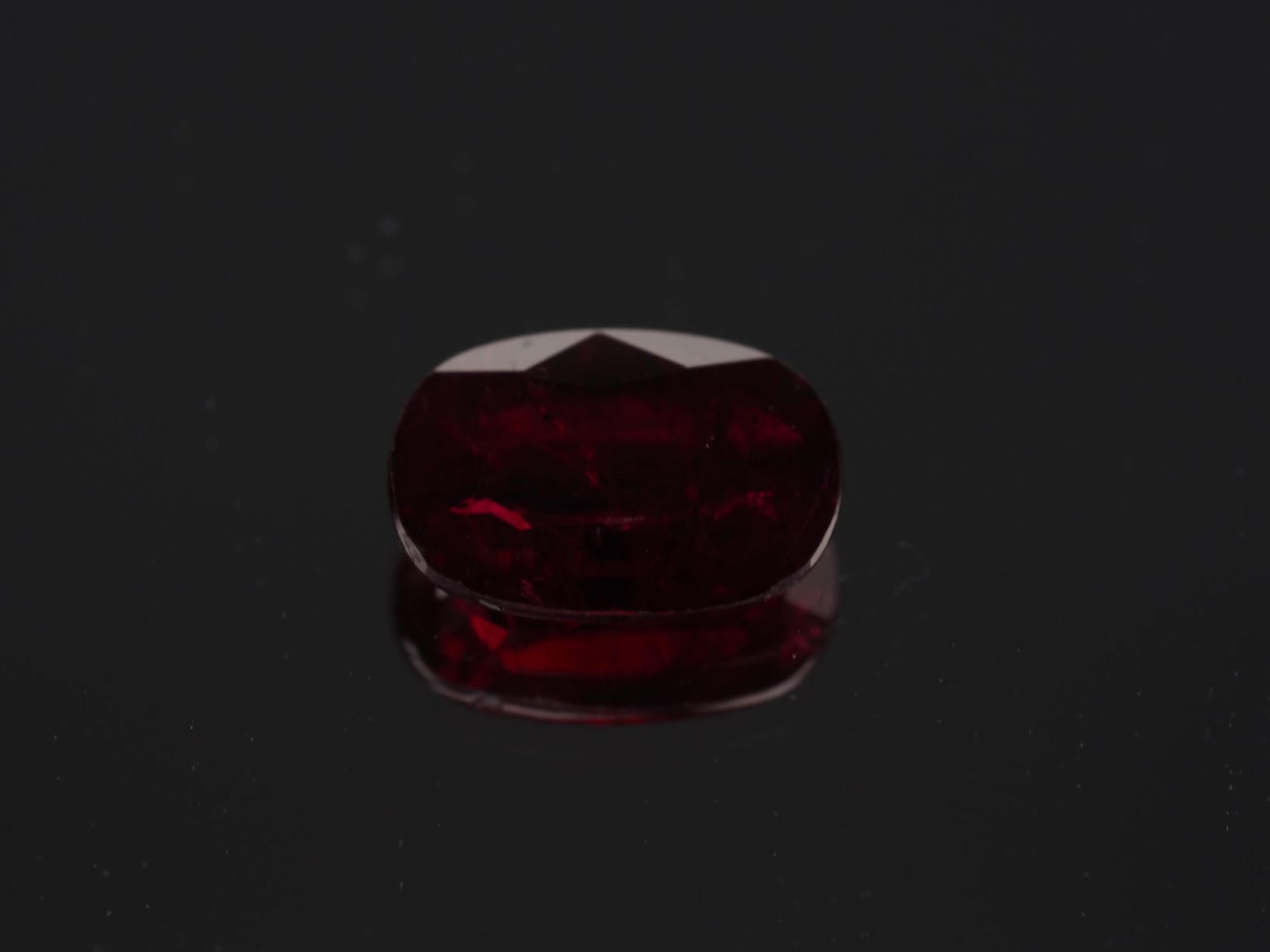 Edelsteine: Natural Pigeon Blood Ruby 0.87ct - Incl. Certificate – Neu und originalverpackt aus Buchs SG von OTNaturalGems 1