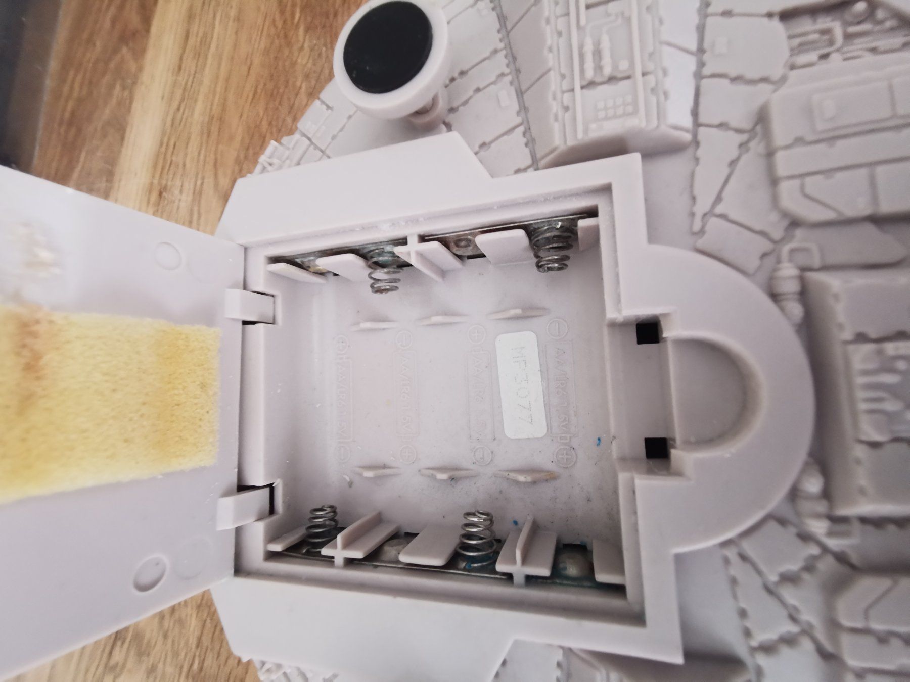 Star Wars Spielzeuge: Star Wars 1997er Millennium Falcon – Gebraucht aus St.Gallen von 55232 5