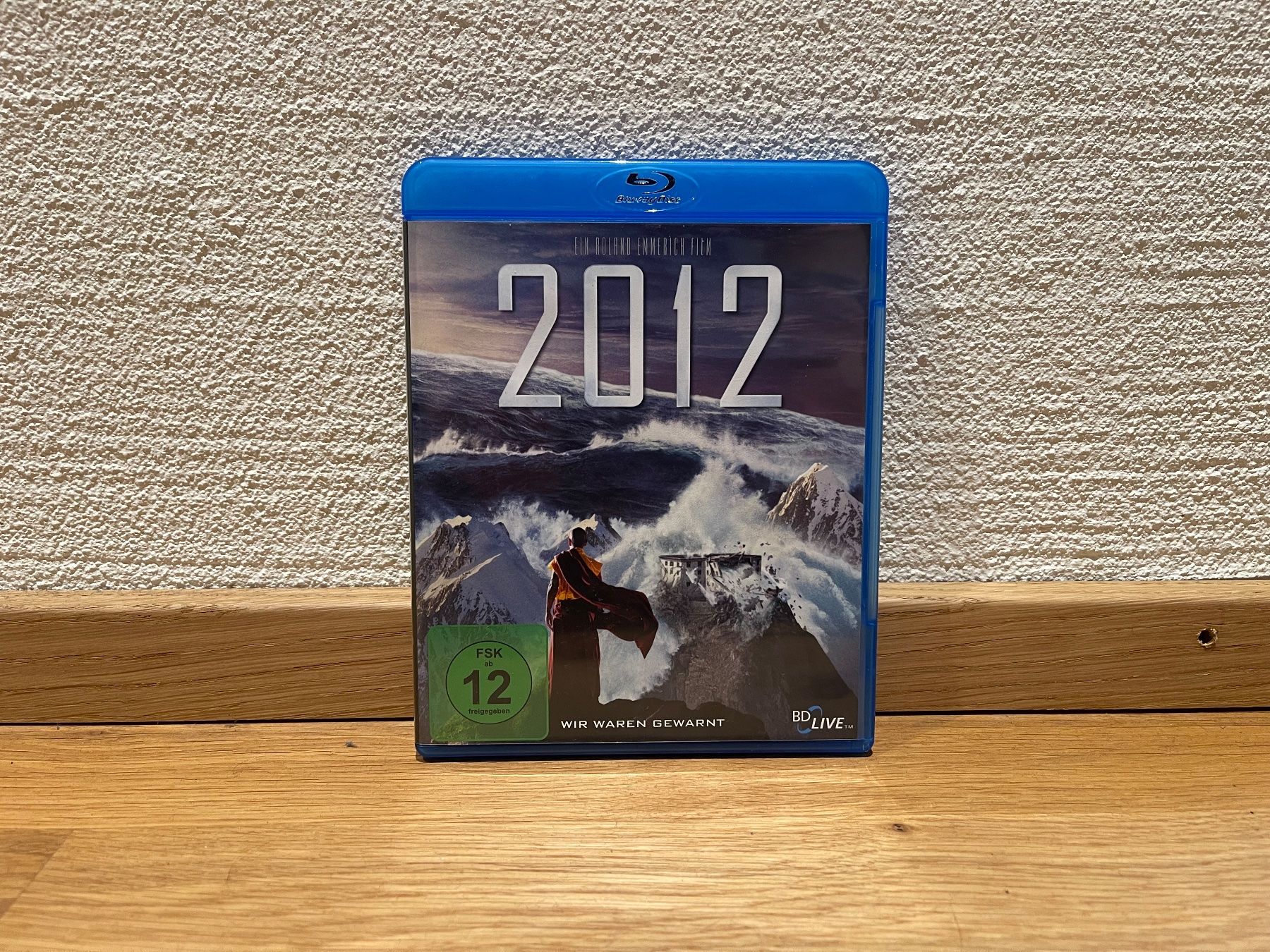 Tutti i DVDs: 2012 Roland Emmerich Blu-Ray Film – Usato da Reinach BL venduto da Graphix