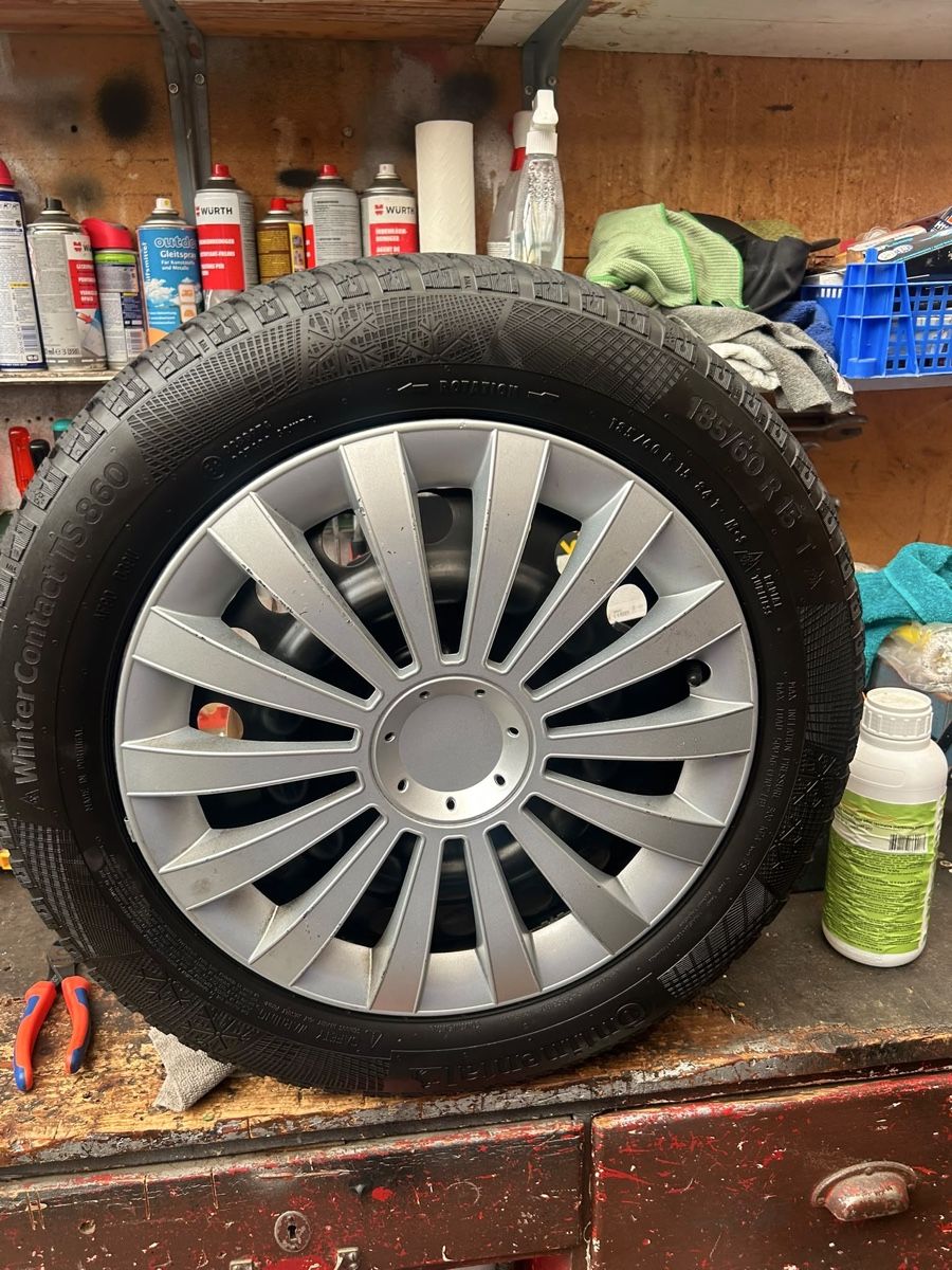 Pneumatici & Ruote complete: Opel Meriva Winterräder – Usato da Nussbaumen AG venduto da mel_vhm5