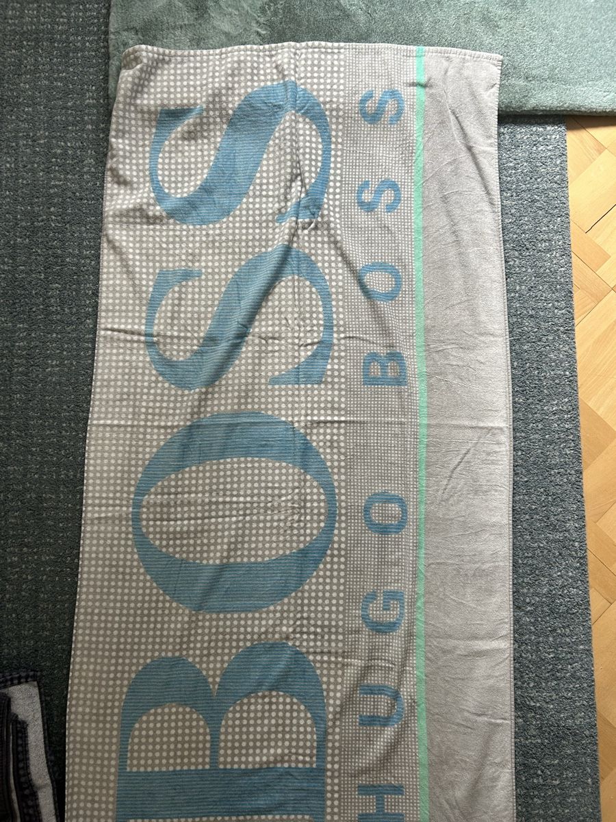Hugo Boss Serviettes de bain: Hugo Boss Strandtuch, Badetuch – D'occasion à Bern par floorball_zoro 1