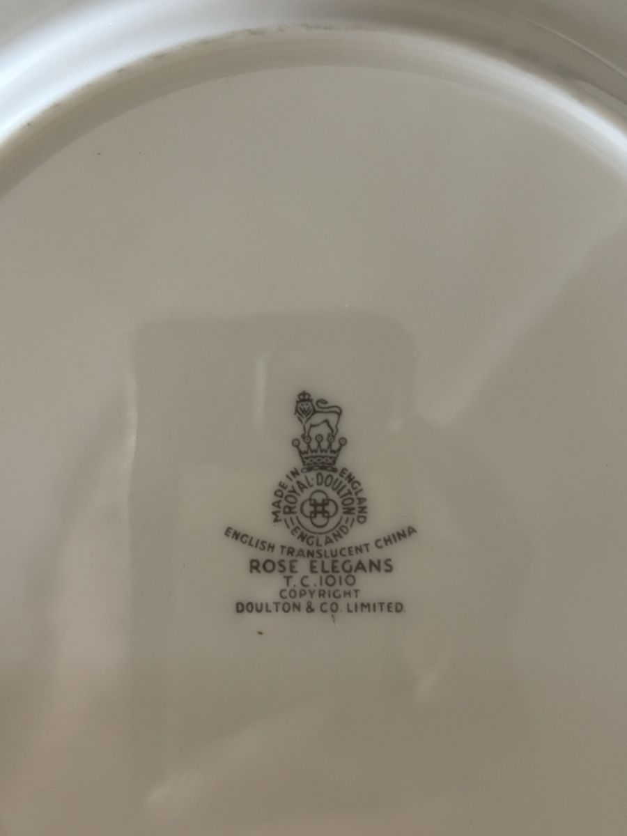 Royal Doulton Services de table: Royal Doulton Rose Elegans Kaffeeservice gebraucht – D'occasion à Schaffhausen par lineva00 6