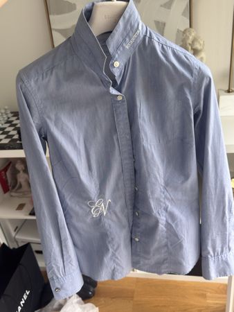 Etiqueta Negra Hemd, Gr. XS, hellblau, neuwertig!