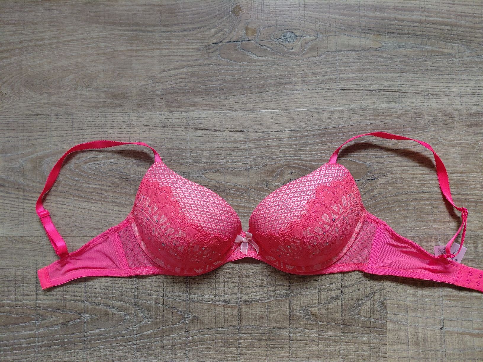 Hunkemöller Altra biancheria intima: BH Pink Grösse 75D neuwertig – Nuovo (secondo la descrizione) da Balsthal venduto da Leila_Luna 1
