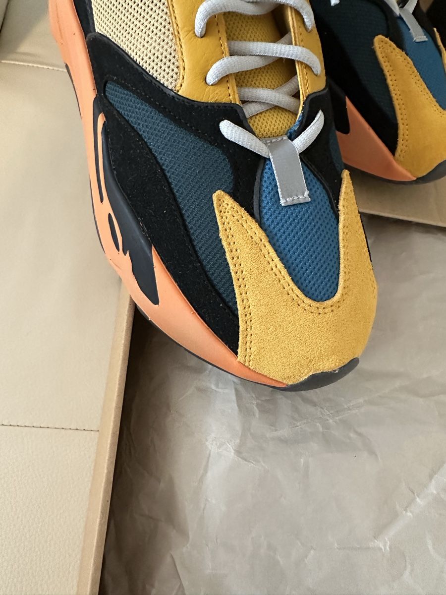 Adidas Herrenschuhe: Adidas Yeezy 700 V1 Sun Size.44 – Neu und originalverpackt aus Uitikon Waldegg von Almostheaven 4