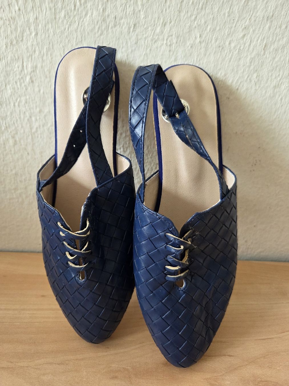 Scarpe da donna: Leder oder Kunstleder? Sommer Damenschuh Dunkelblau Gr.39 – Nuovo (secondo la descrizione) da Winterthur venduto da katzen07 5