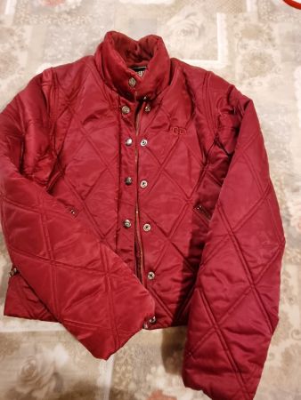 Veste Guess Jeans bordeaux matelassée
