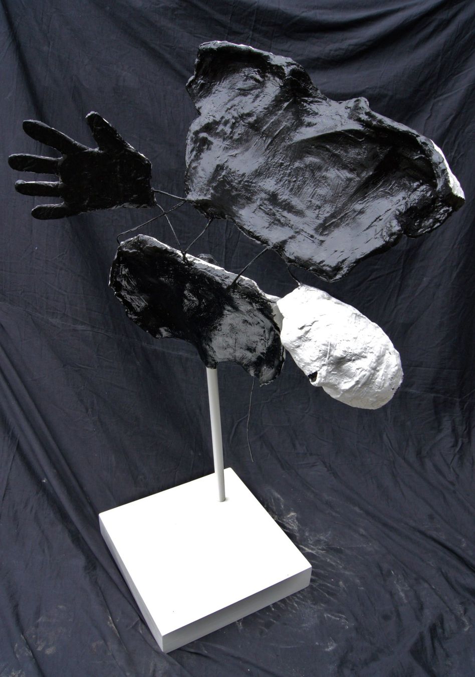 Sculture & Statue: Grosse Skulptur: Front in black and white – Usato da Fribourg venduto da erw_68dx 1