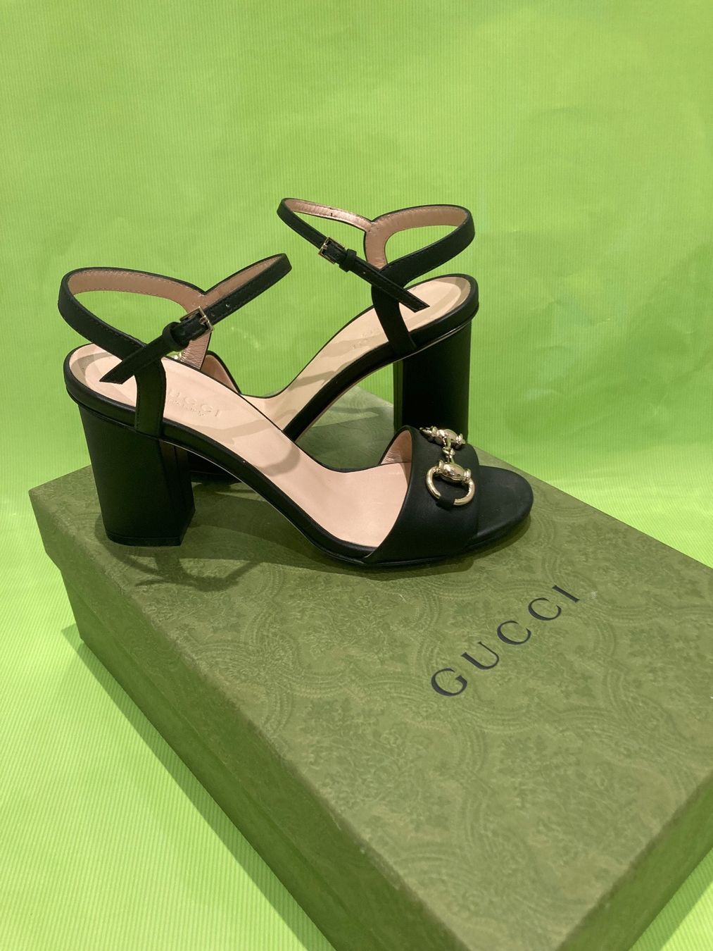 Gucci Scarpe da donna: Gucci sandali no 35 – Usato da Paradiso venduto da Kayakara 5