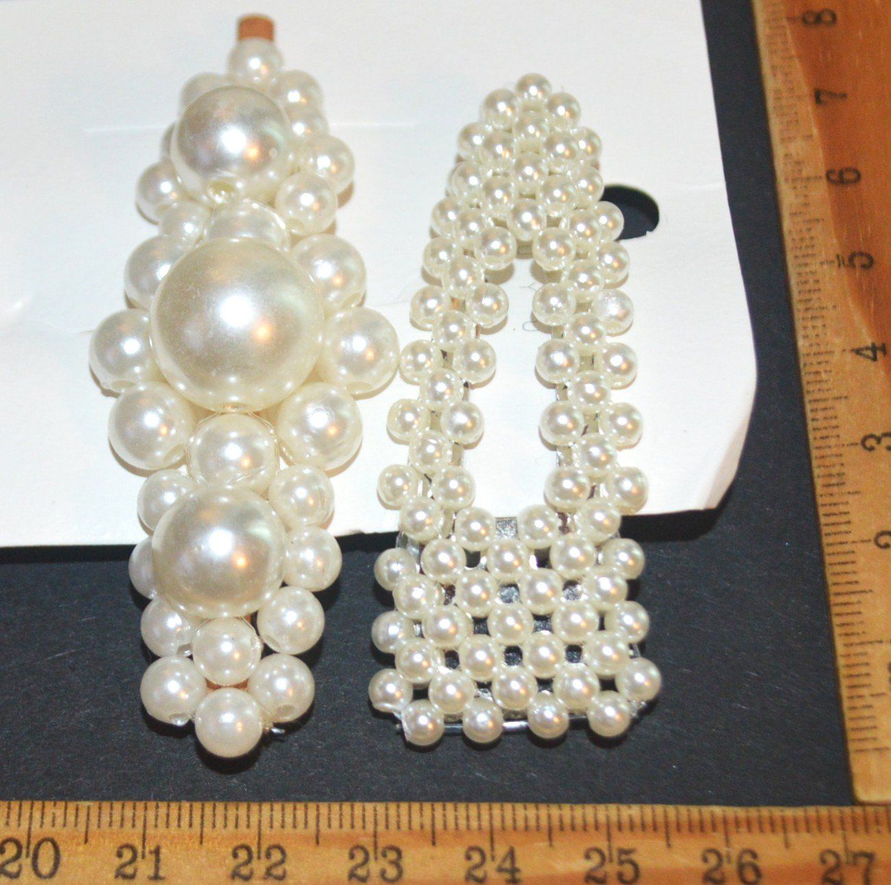 Haarschmuck: Schmuckset E-112 – 2 Haarspangen mit Kunstperlen – Neu und originalverpackt aus Goldiwil (Thun) von han_v5b7
