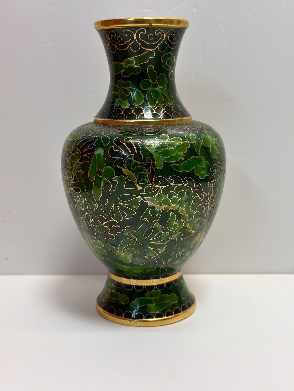 Vasen & Gefässe: VASE CLOISONNE ZWEI GRÜNE DRACHEN – Gebraucht aus Matzingen von exklusives 3