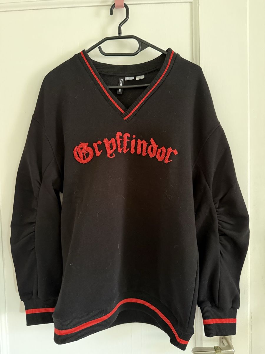 H&M Maglioni & Felpe: Harry Potter Gryffindor Pullover  – Usato da Bern venduto da lin_szz2