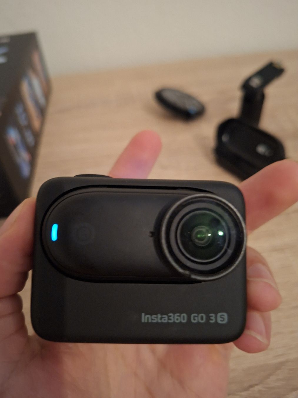 Insta360 Action Cam: Insta360 Caméra d’action GO 3S 128 GO Noir – Gebraucht aus Granges-Paccot von basduruz17 6