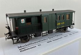 Born 3764-F - UeBB FZ 23 Post und Gepäckwagen Messing H0/DC