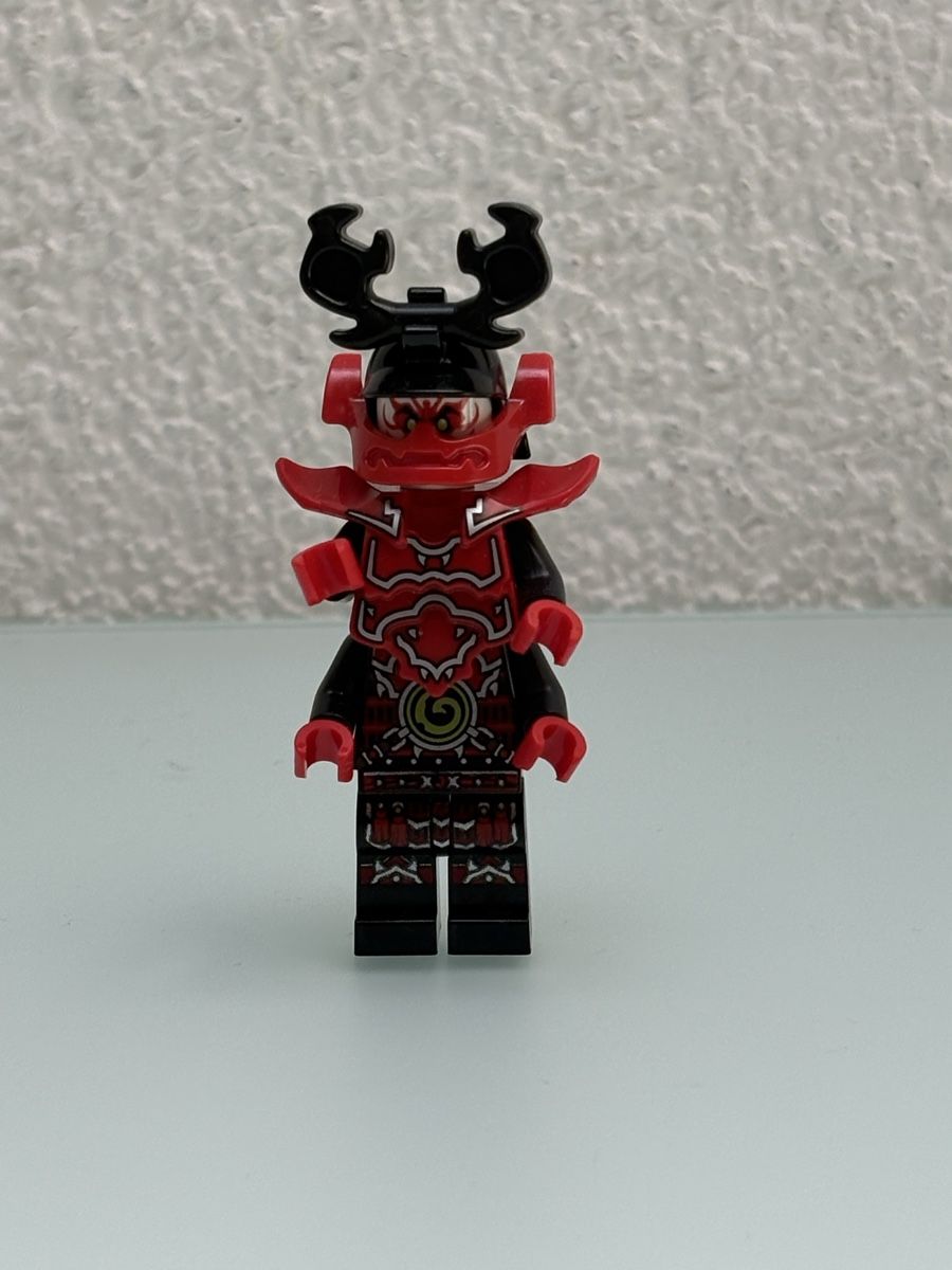 Lego Statuette: Lego Ninjago Figur – Usato da Kernenried venduto da natuerlichinholz