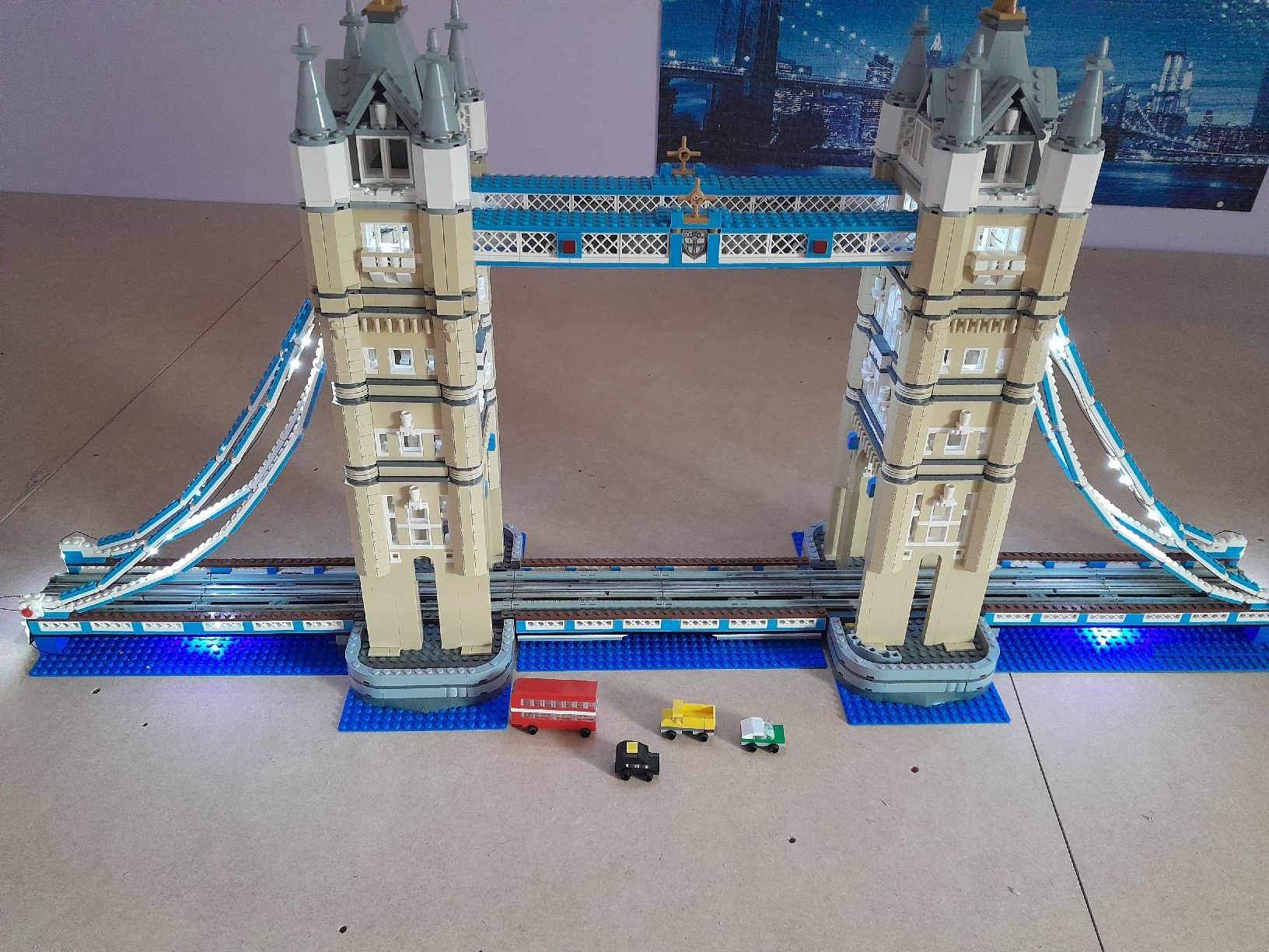 Lego Baukästen: lego 10214 le Tower Bridge complet avec  kit eclairage et ad – Gebraucht aus Meyrin von chr_r8v5 1