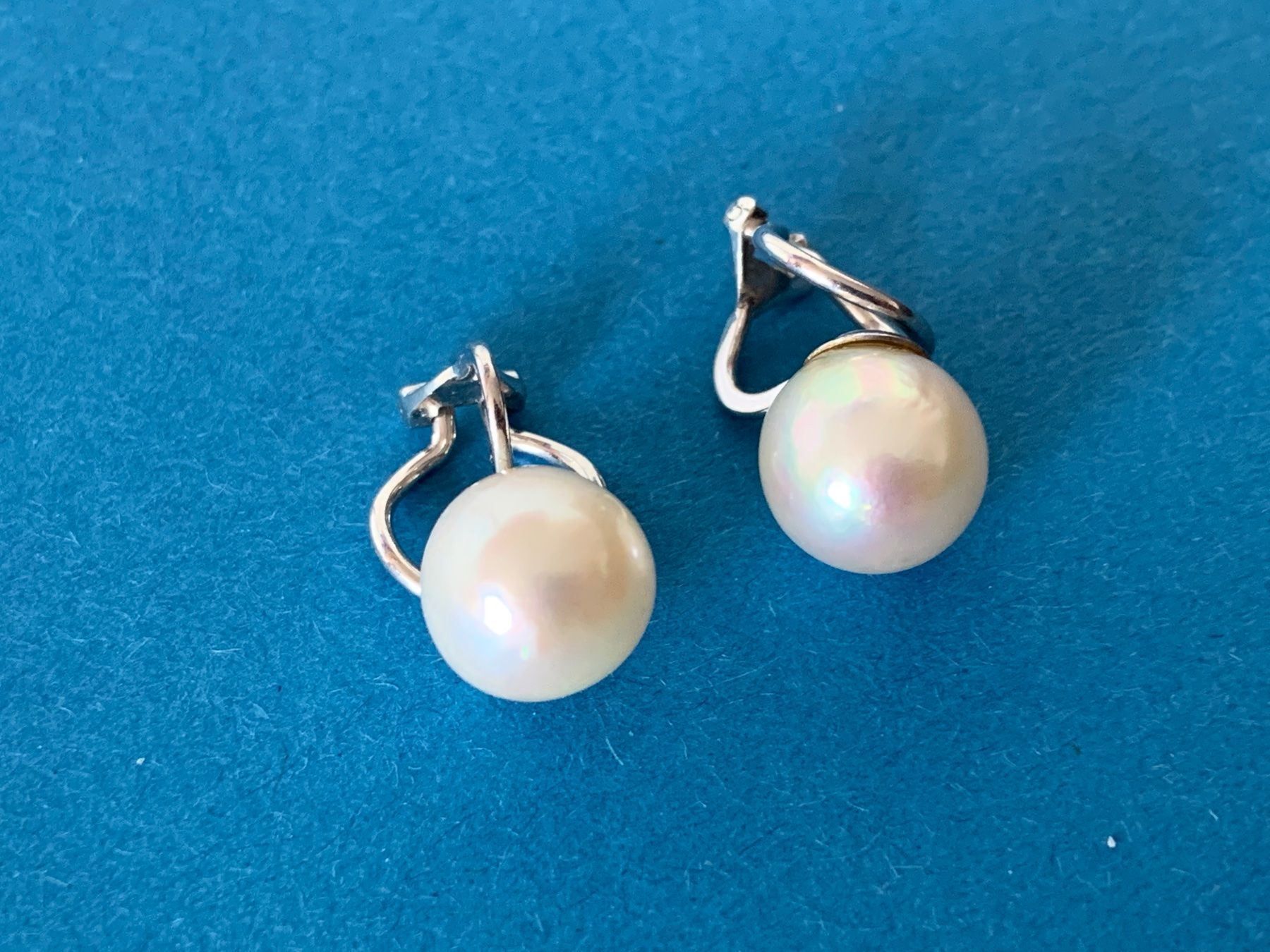 Orecchini pendenti & Orecchini a lobo: Weissgold Perlen -Clips (18 Karat) – Usato da Laufen venduto da belleskulptur 6