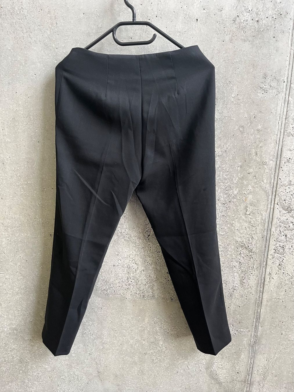 Pantaloni: COS Hose schwarz – Usato da Bern venduto da leokislig 1