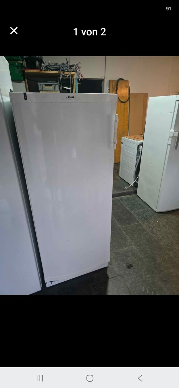 Novamatic Congélateurs: Gefrierschrank NOVAMATIC – D'occasion à Oberburg par B-2