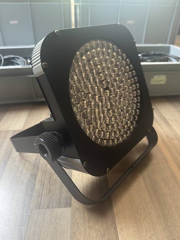 Lampade: Party Licht Equipment – Usato da Niederscherli venduto da Noe7705 2
